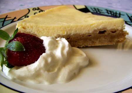 KUŞ ÜZÜMLÜ CHEESECAKE KUŞ ÜZÜMLÜ CHEESECAKE