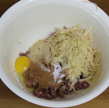 Kıbrıs köftesi