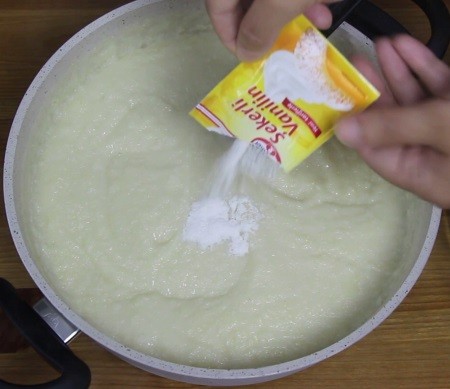 sütlü irmik tatlısı
