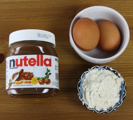 üç malzemeli browni malzemeleri