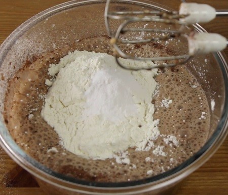 kolay çaylı kek